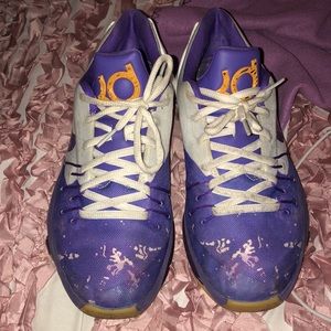 KD peanut butter jelly 8’s